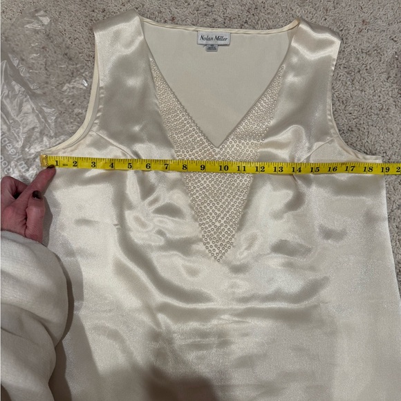 Nolan Miller Ivory Sleeveless Top with Pearl Embellishments - Picture 6 of 6